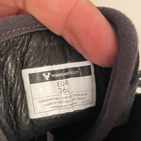 Vivo Barefoot Black and Gray Boots - Picture 4 of 6